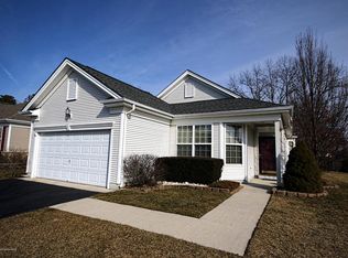 40 Marlow Dr, Jackson, NJ