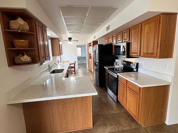 4th image of 14754 W Yosemite Dr