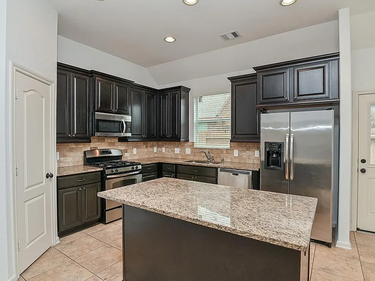 6026 Baileys Run Ln — Photo 15