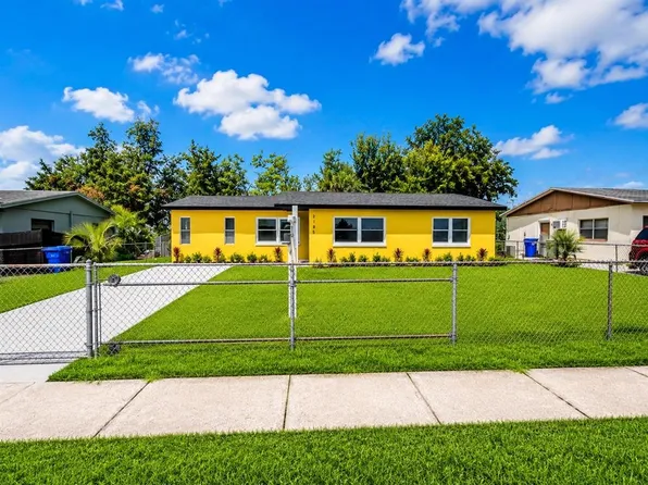 2105 9th St NE, Winter Haven, FL 33881