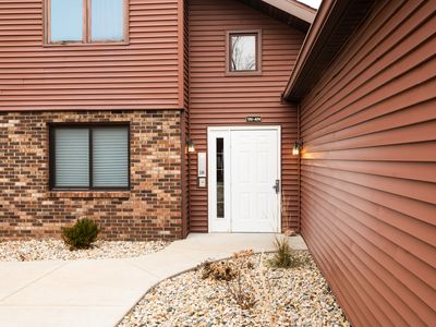 601 N Main St APT 4N, Normal, IL, 61761