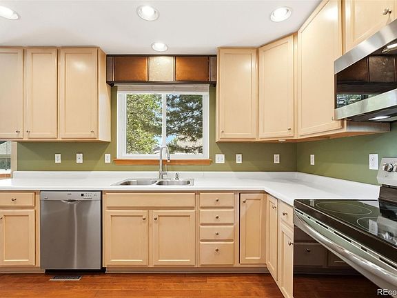 4th image of 12600 Josephine Street