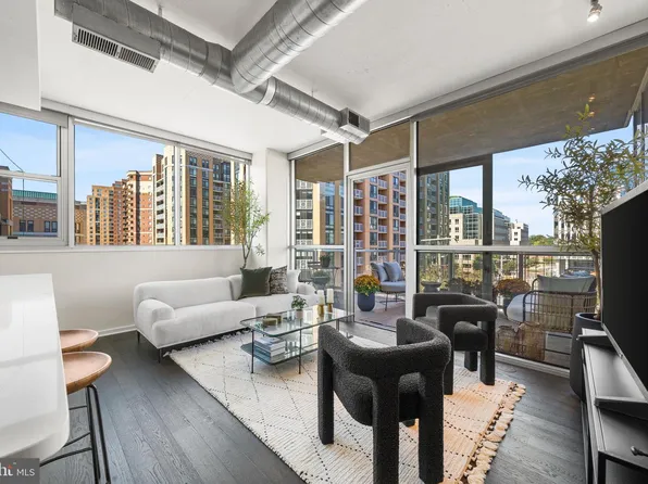 3409 Wilson Blvd Unit 410, Arlington, VA 22201