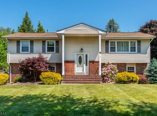 1 Ridge Rd, Succasunna, NJ 07876