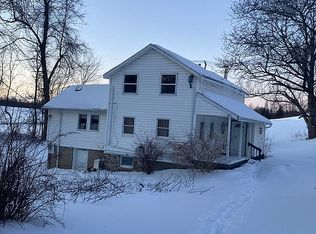 2879 Parker Rd, Newark, NY 14513