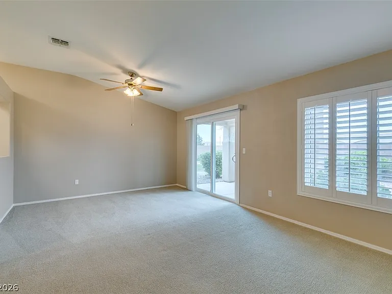 2001 Joy View Ln #2001 — Photo 5