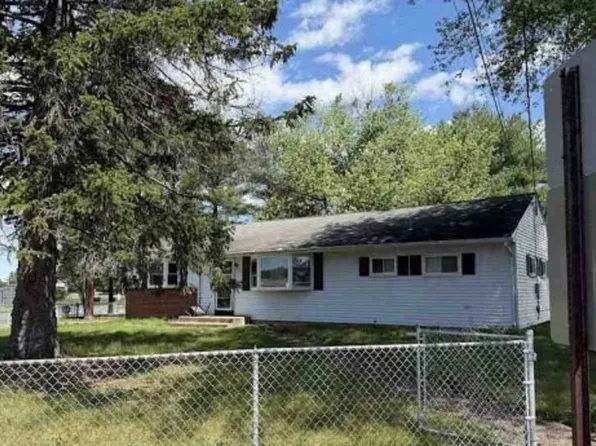 309 W Woodlawn Ave, Maple Shade, NJ 08052