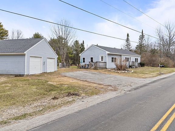 4th image of 168 Auburn Pownal Road