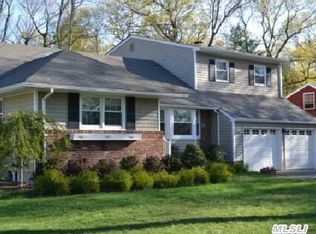 104 Lillian Rd, Nesconset, NY 11767