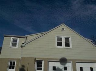 2128 Turkey Point Rd, Essex, MD 21221