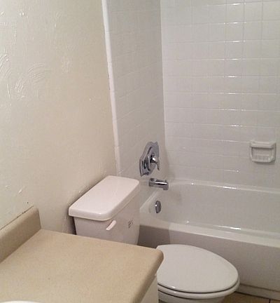 4th image of 196 Locke St APT A