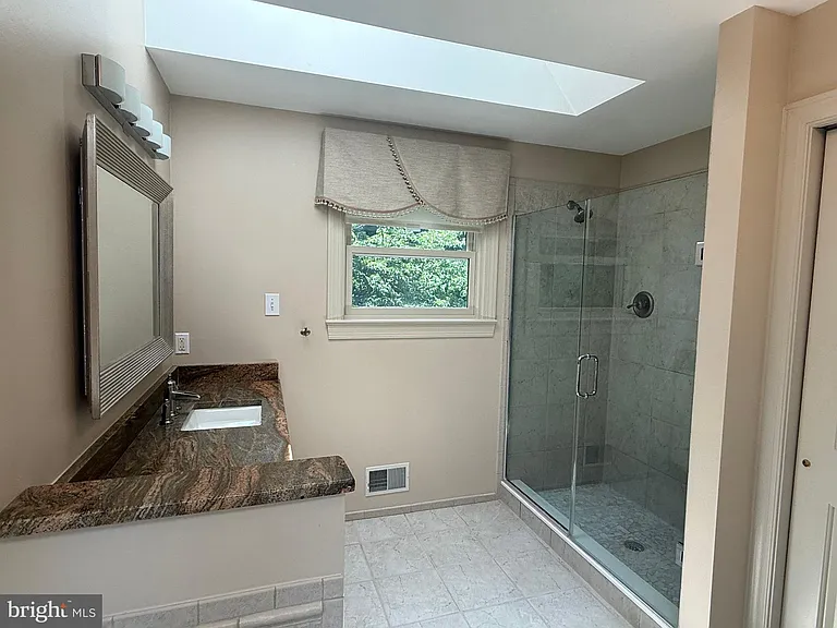 1714 Hickory Hill Rd — Photo 27