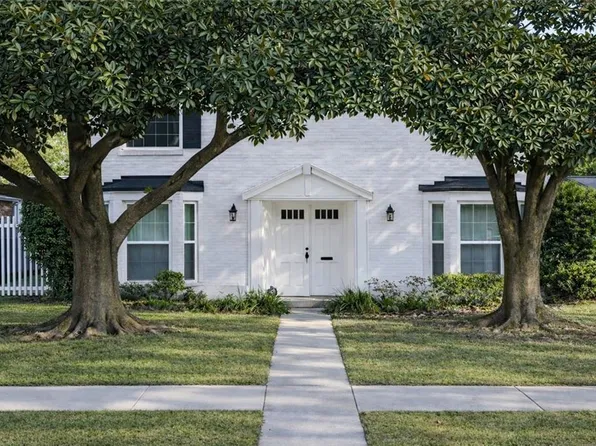 2336 Holiday Dr, New Orleans, LA 70114