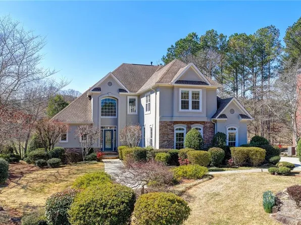 6415 Sterling Dr, Suwanee, GA 30024