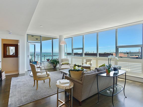 2nd image of 420 Mission Bay Blvd N Unit 1102