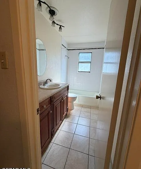 7045 Orizaba Ave #A — Photo 25