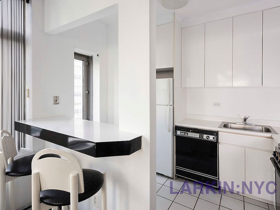 1st image of 188 E 64th St APT 505