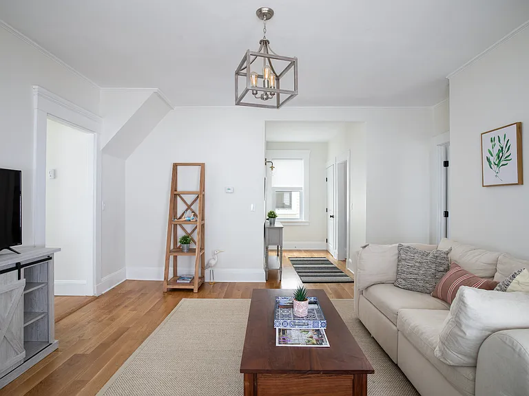 30 E Bowery St — Photo 19
