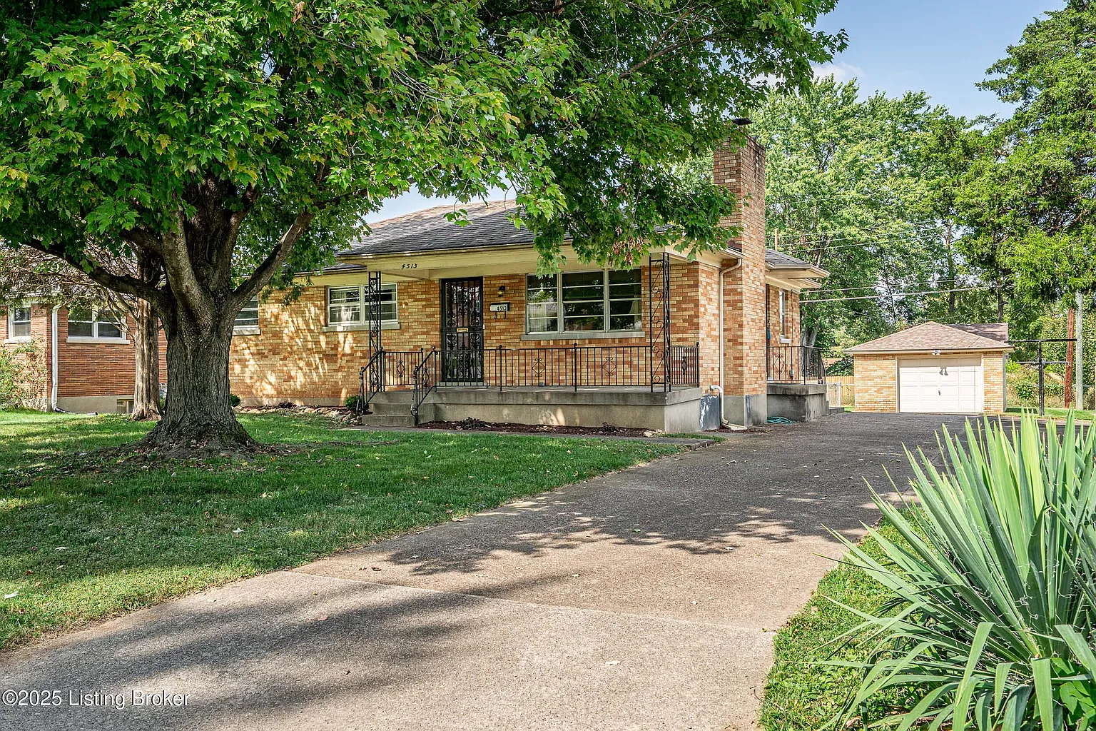 4513 Saint Rita Dr photo 1
