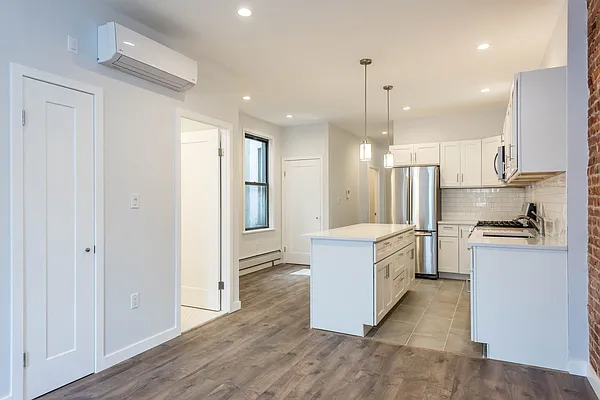 Rented by Nooklyn NYC LLC | media 5