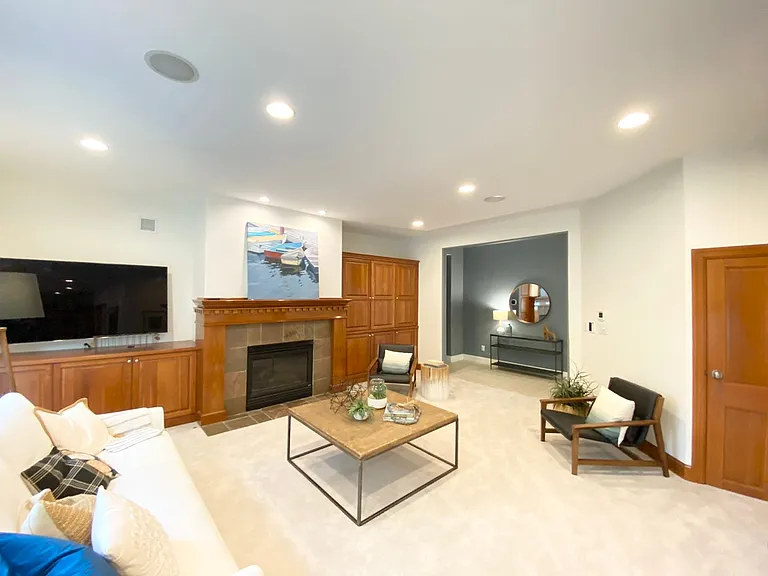 13850 NE 1st Pl — Photo 15