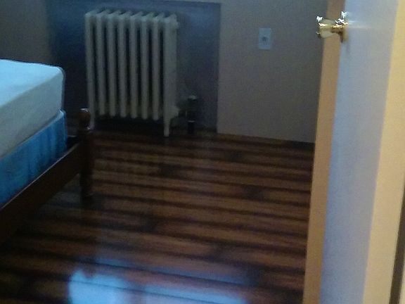 3rd image of 11 Juniper Pl