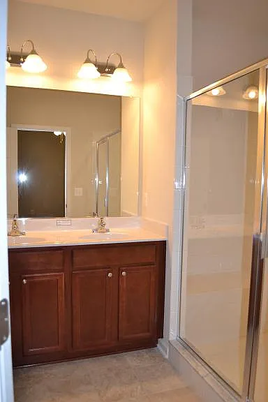 14300 Potomac Heights Ln — Photo 17