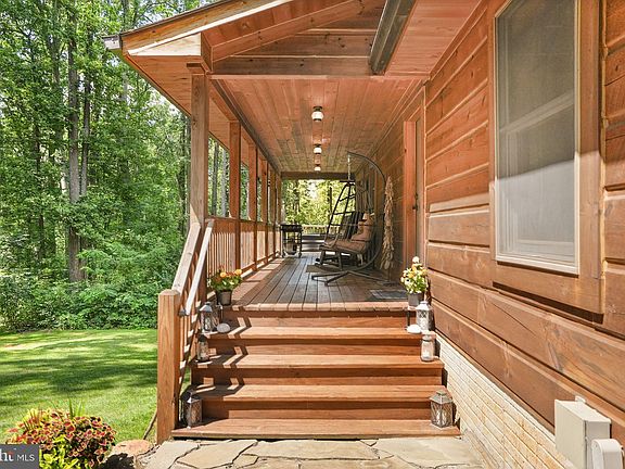 5th image of 6040 Pignut Mountain Dr