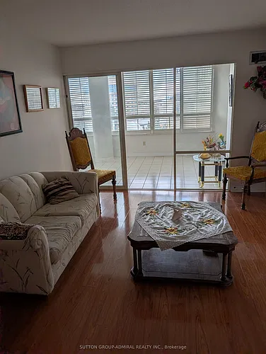 7 Townsgate Dr #616 Photo 1