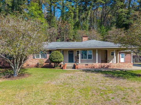 636 Carter Rd, Arkadelphia, AR 71923