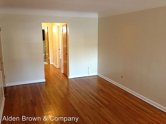 5th image of 800 N Ogden St APT 207