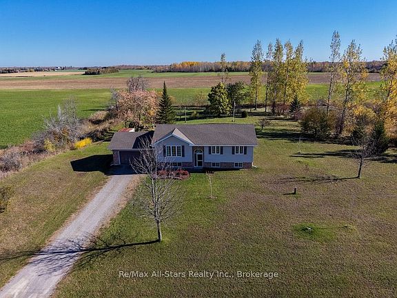 3rd image of 580 Fieldside Rd