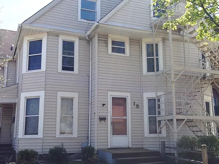 15 S Walnut St #4 — Photo 1