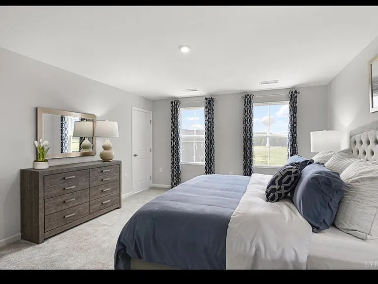 102 Grove Hill Ter — Photo 5