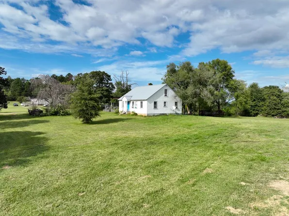 6150 L P Bailey Memorial Hwy, Halifax, VA 24558