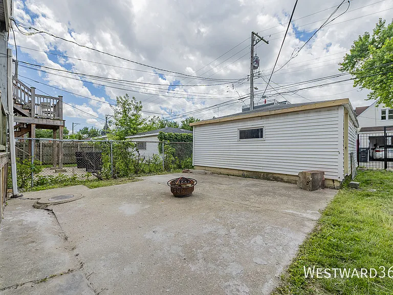 946 N Drake Ave #1 — Photo 11