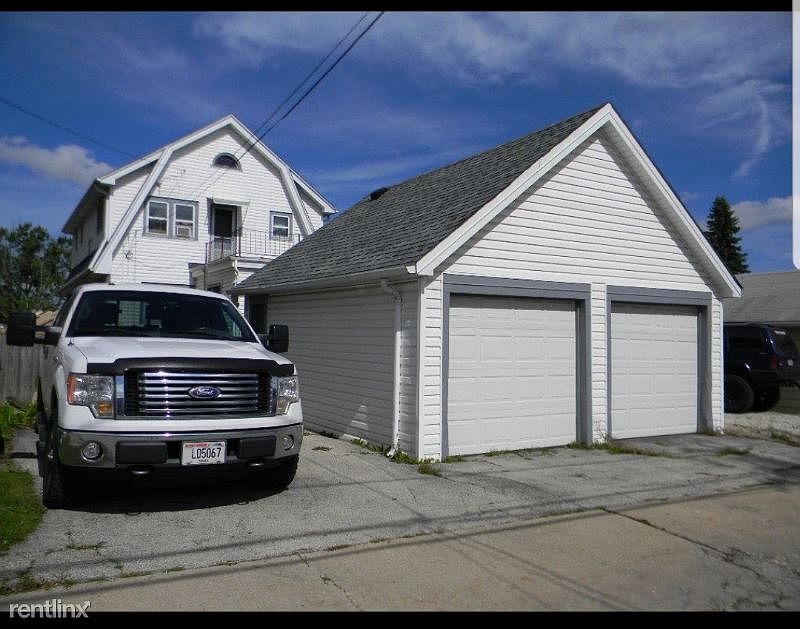 2nd image of 3313 W Lynndale Ave