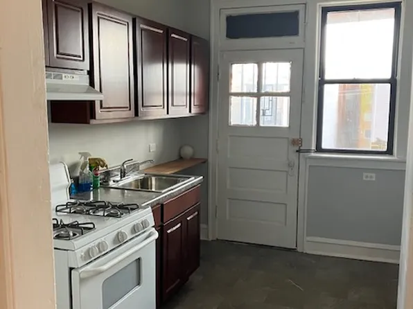 8227-8229 S Vernon Ave #2S, Chicago, IL 60619