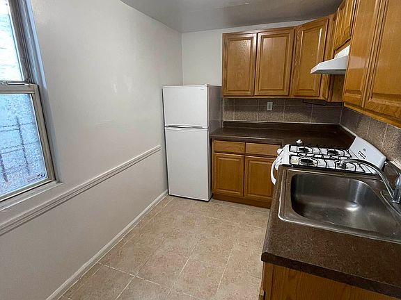 5th image of 3042 Brighton 1 Pl #1L