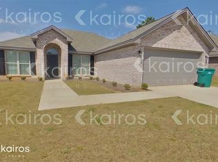 147 Nottingham Way, Elmore, AL 36025