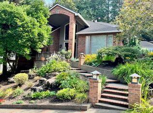 2008 Ridgewood Rd, Lake Oswego, OR 97034