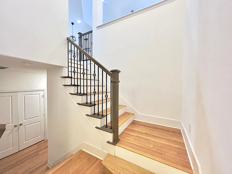 109 Canonbury Dr — Photo 9