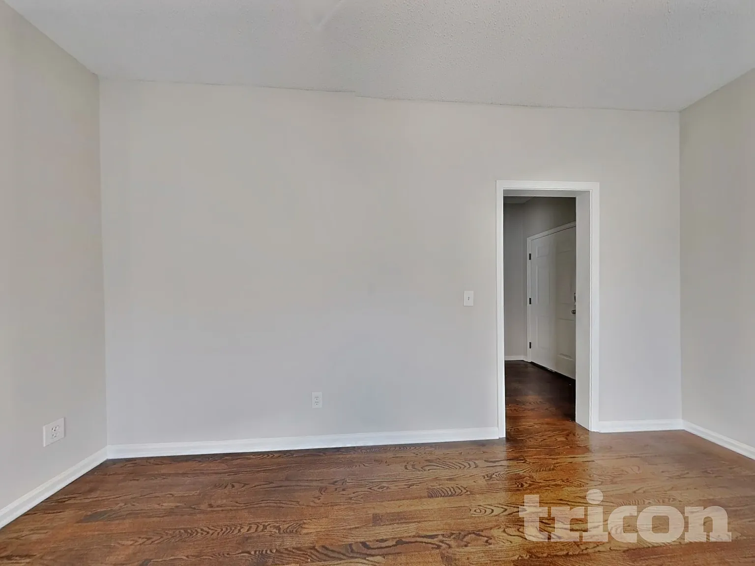 2703 Kingsberry Ct Jamestown NC — Photo 4