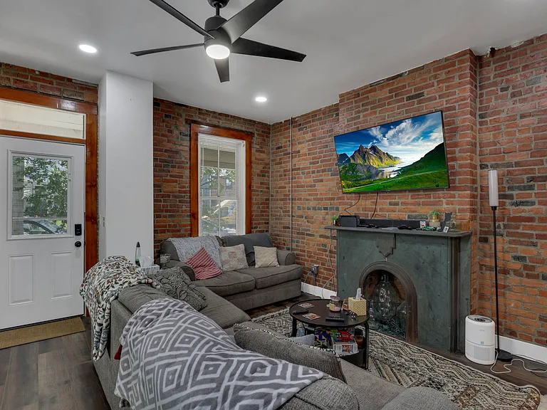 54 E 4th Ave #58 — Photo 5