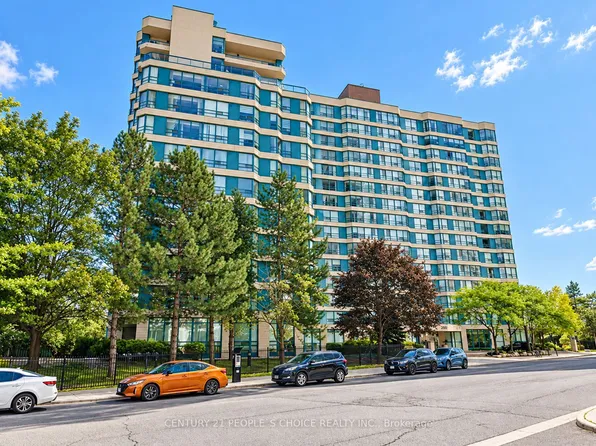 250 Webb Dr #1015, Mississauga, ON L5B 3Z4