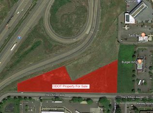 3003 Stacy Allison Way, Woodburn, OR 97071