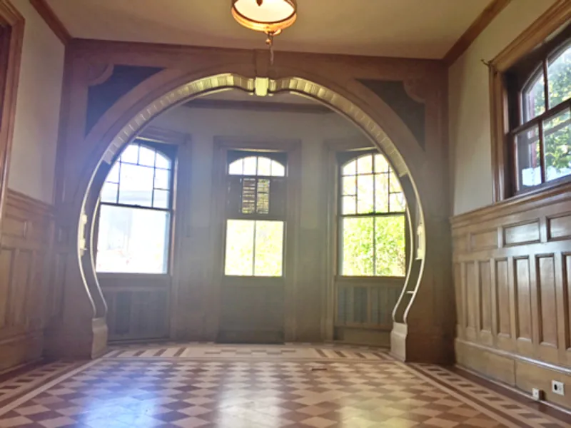 4 bed, 1.5 bath, $4,480 — Photo 2