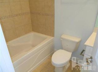 202 Waterway Ln, Surf City, NC 28445