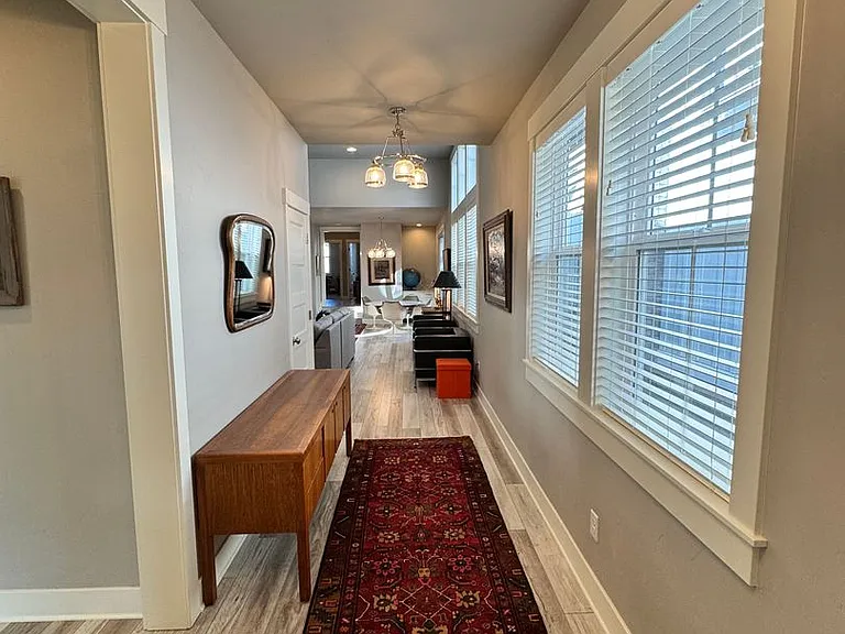 2740 Ordway Ave — Photo 35