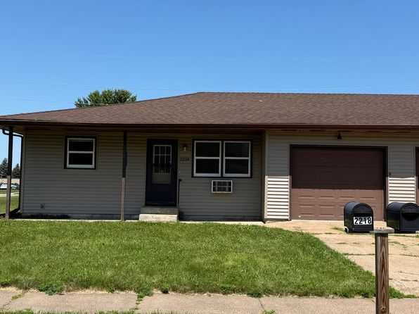 2218-2220 Peters Dr #2218